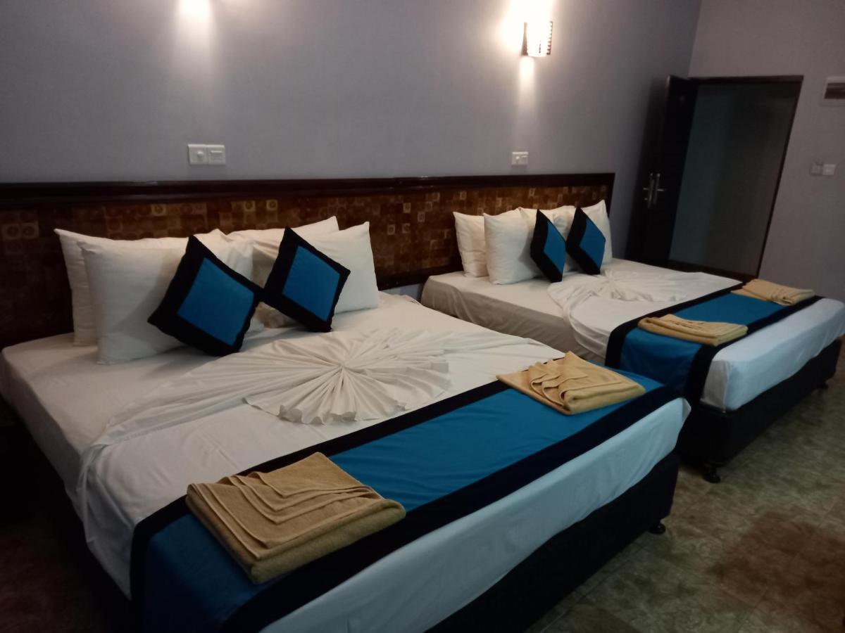 Blue Sand Beach Resort Trincomalee Kültér fotó